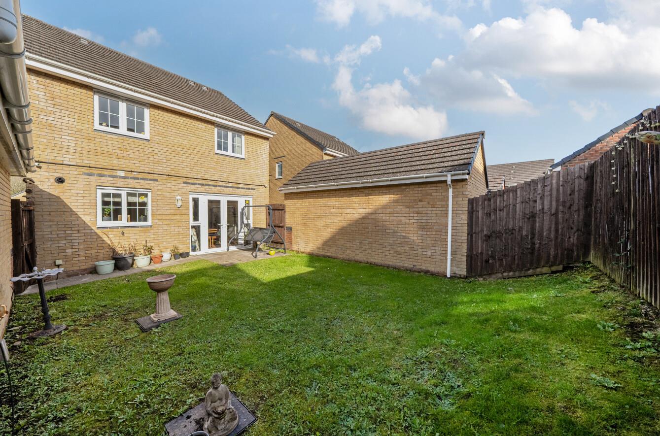 Cae Morfa, Neath, SA10 6EH